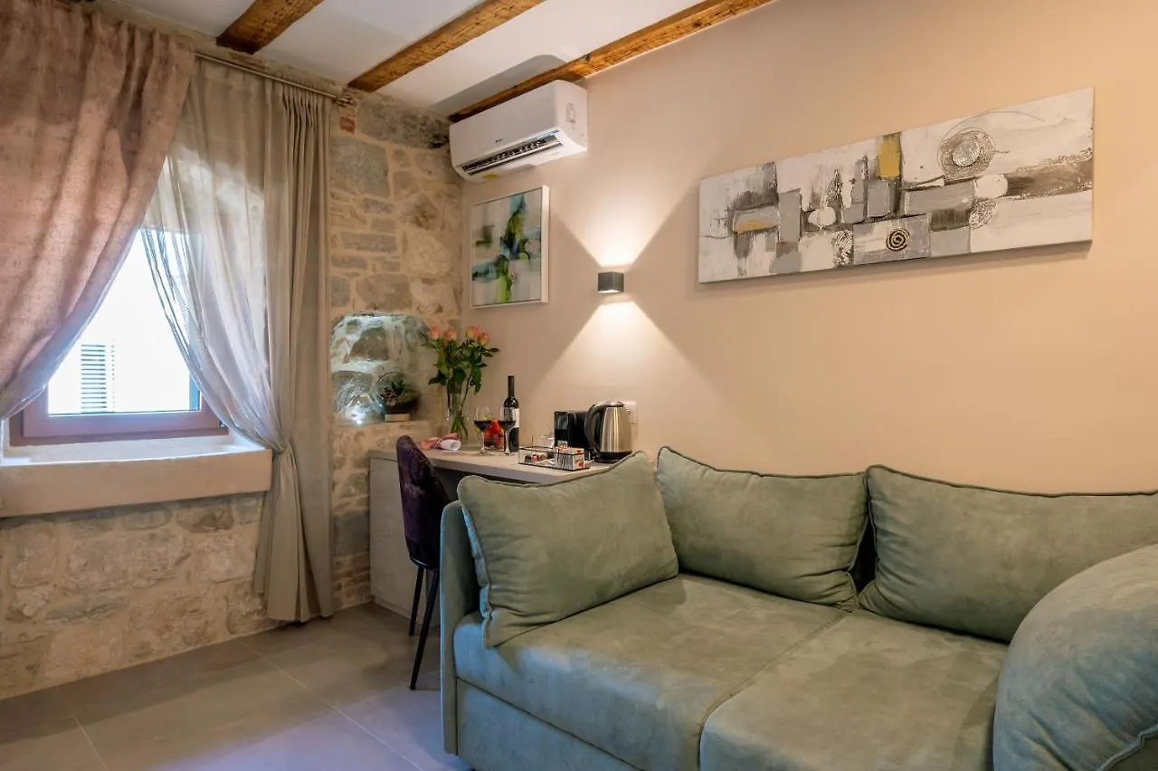 Old Spalatrum Luxury Rooms Split Croatia