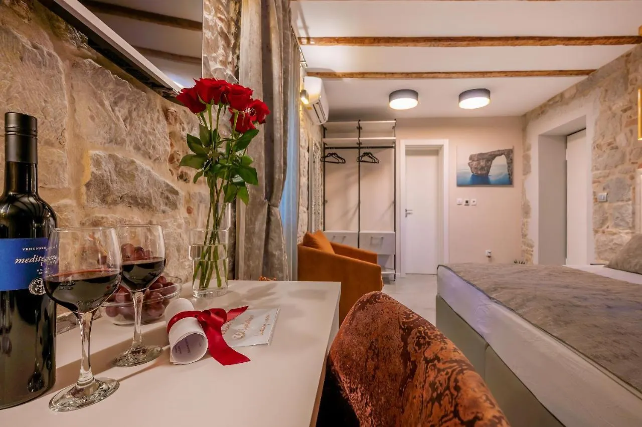 Old Spalatrum Luxury Rooms Split 4*,