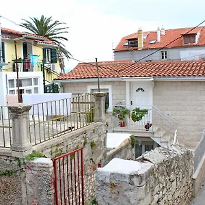 Duje Apartment
